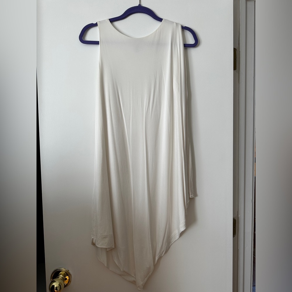 White BCBG asymmetrical dress. Size small